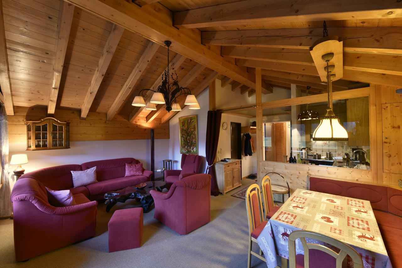 Cosy 3.5 pièce à Täsch Apartamento Exterior foto